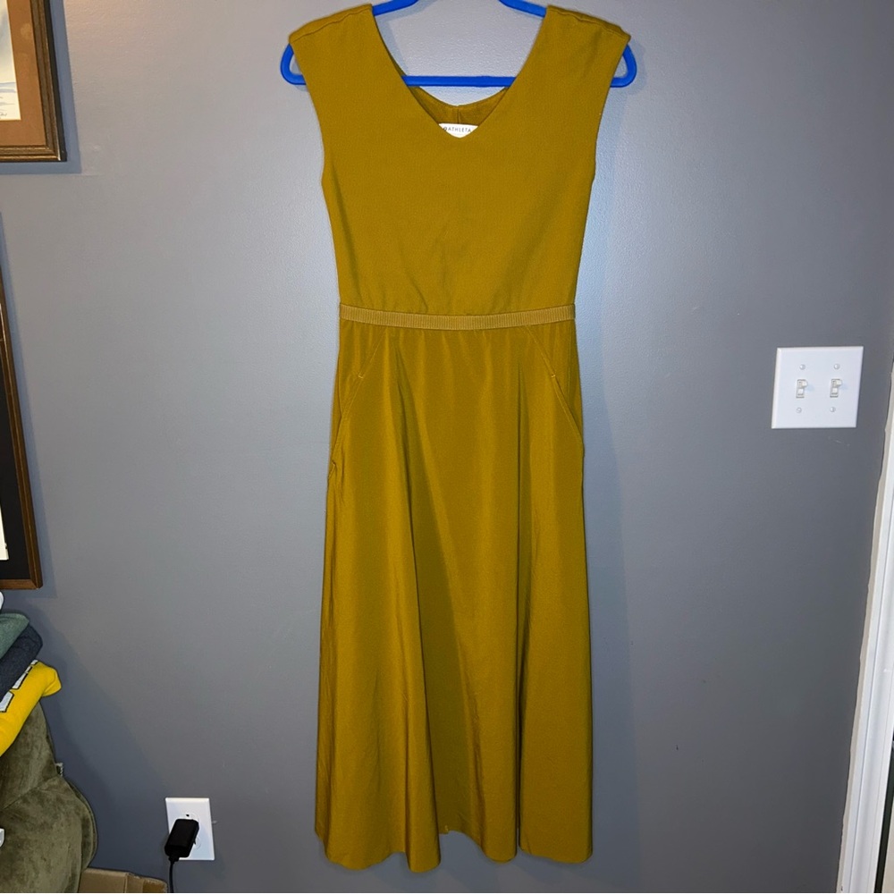 Athleta Ryder Dress Brass Yellow Sleeveless Midi Size Small - Picture 4 of 11